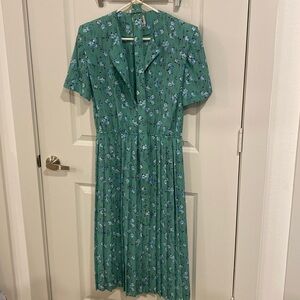 Vintage Leslie Fay Floral Dress and Matching Belt